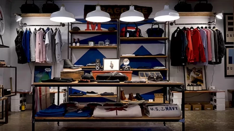 Optical Illusion Hide And Seek: Do You See The Headband In This Clothes Store?